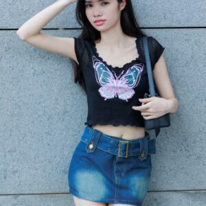 ao croptop tay ngan in hinh buom 2