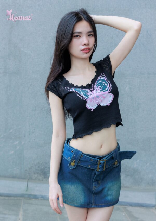 ao croptop tay ngan in hinh buom 3