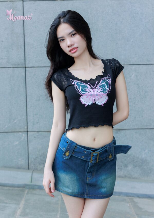 ao croptop tay ngan in hinh buom 4